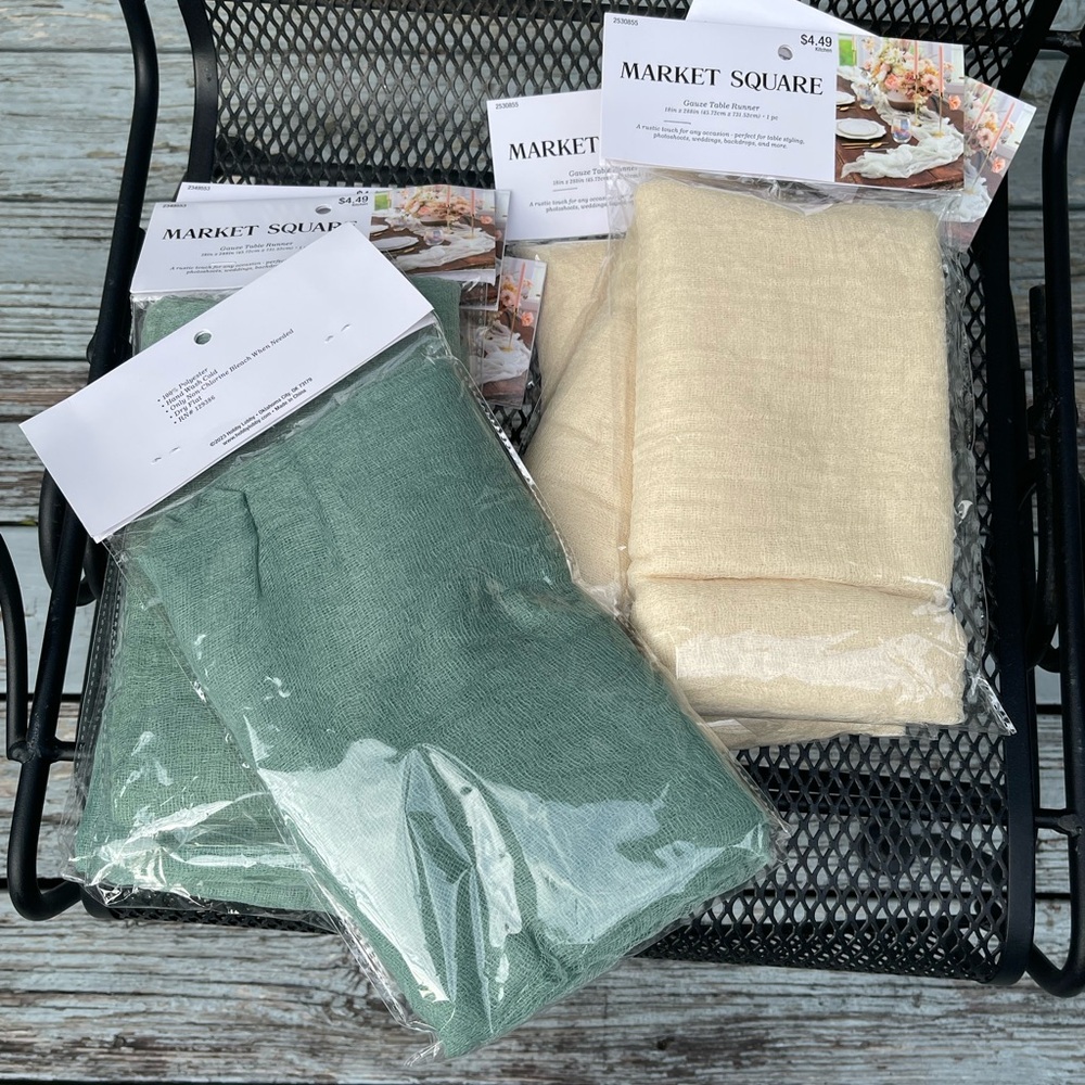 Market Square Green and Cream Table Linens